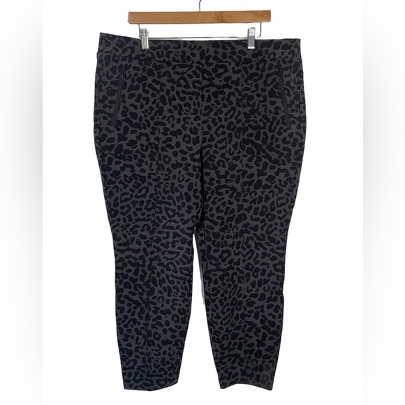 Lane Bryant Leopard Print On-the-Go Slim Ankle Pants Woman’s Size 20 - Picture 1 of 8
